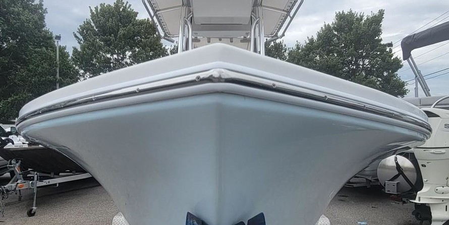Hydra-sports bay bolt 2000 center console
