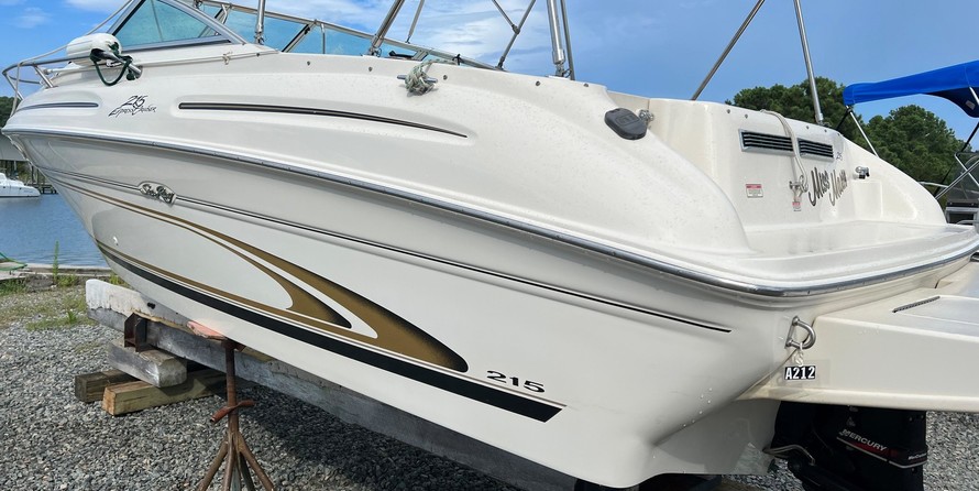 Sea ray 215 express cruiser