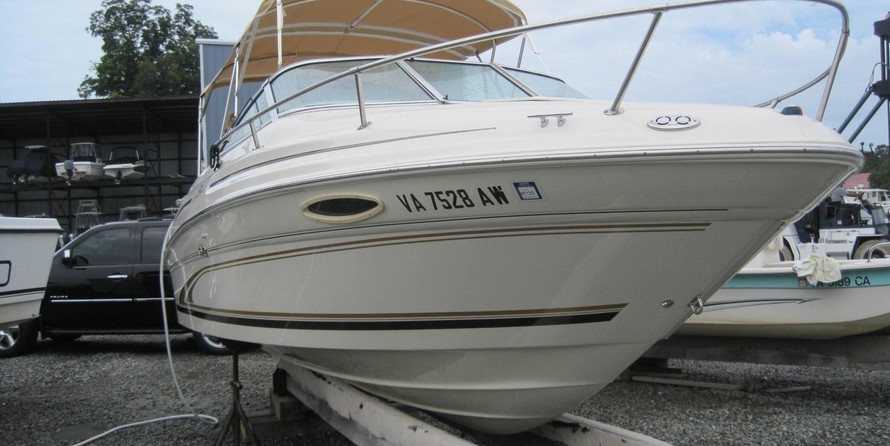 Sea ray 215 express cruiser