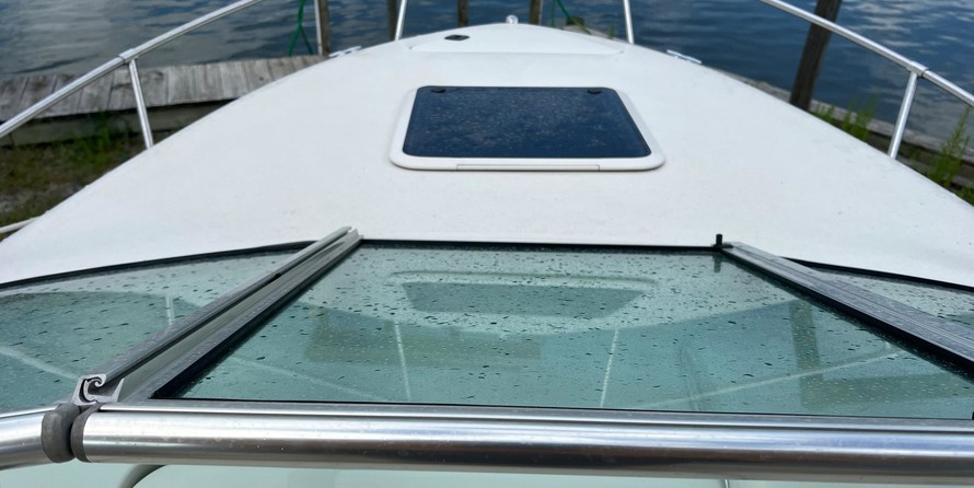 Sea ray 215 express cruiser