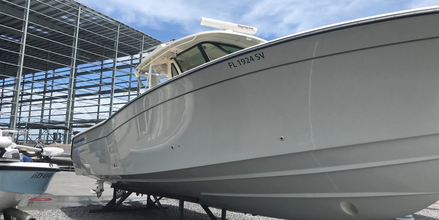 Grady-White Canyon 376