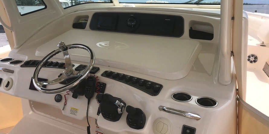 Grady-White Canyon 376