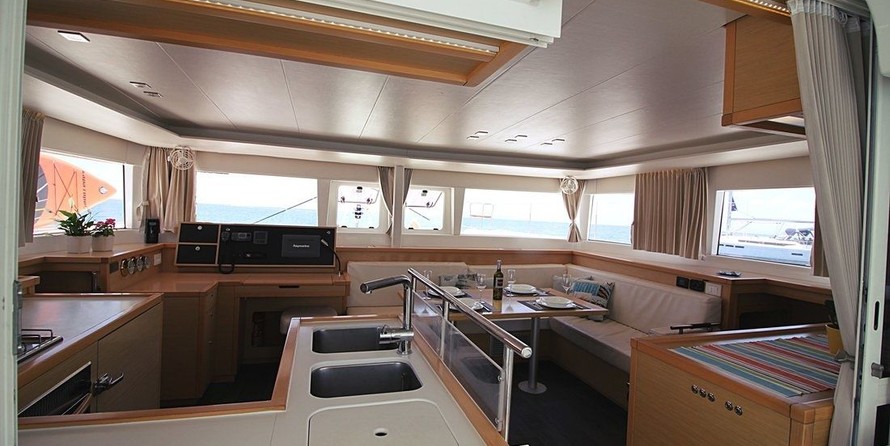 Lagoon 450 F