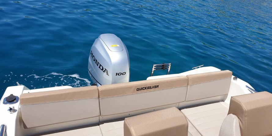 Quicksilver Activ 555 Open