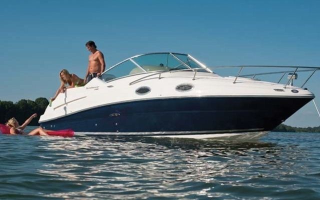 Sea ray 240