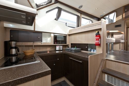 Azimut 43 Atlantis (2)