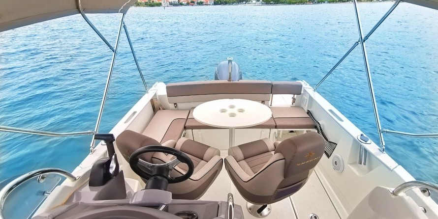 Jeanneau Cap Camarat 6.5 WA