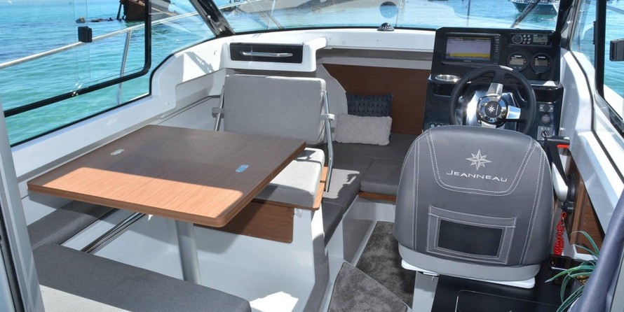 Jeanneau Merry Fisher 695