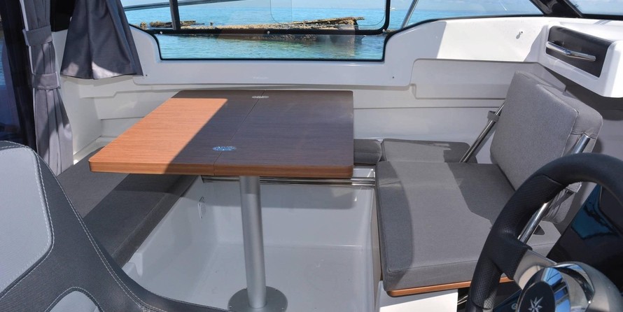 Jeanneau Merry Fisher 695