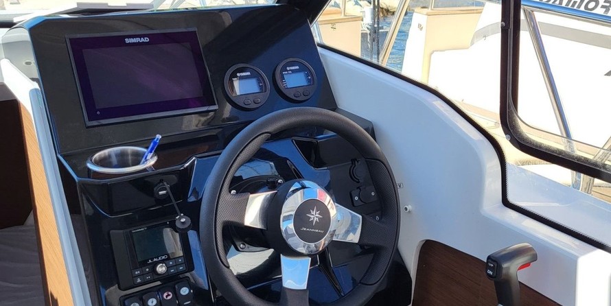 Jeanneau Merry Fisher 695