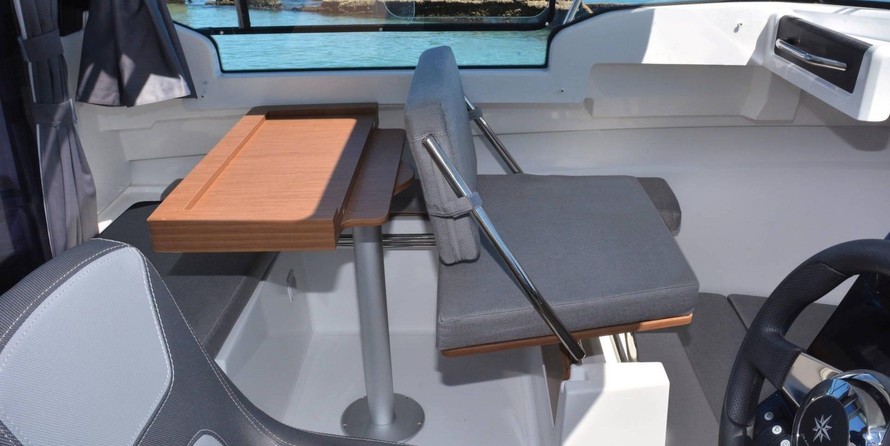 Jeanneau Merry Fisher 695