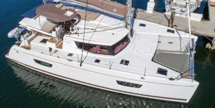 Fountaine Pajot Helia 44