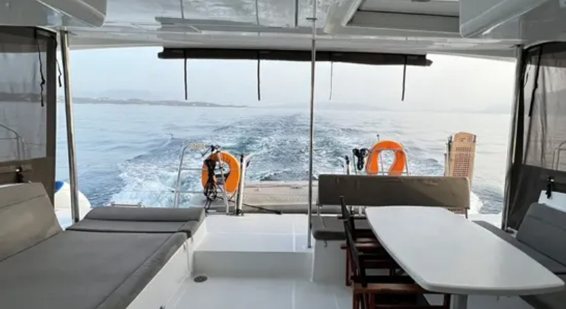 Lagoon 450 F