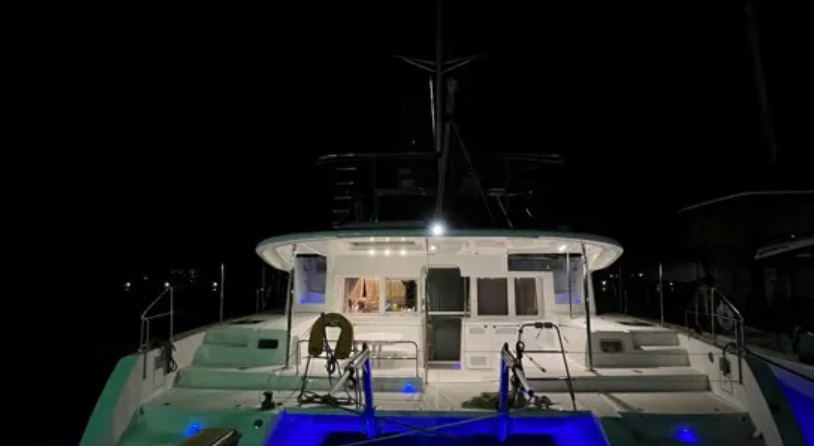 Lagoon 450 F