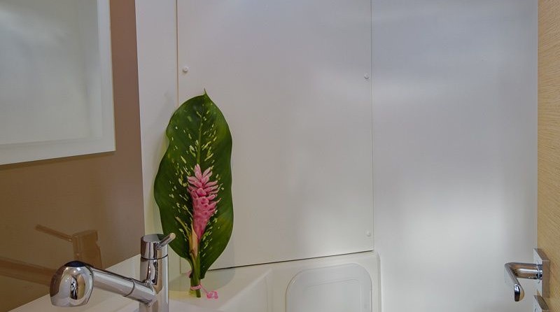 Fountaine Pajot Lucia 40