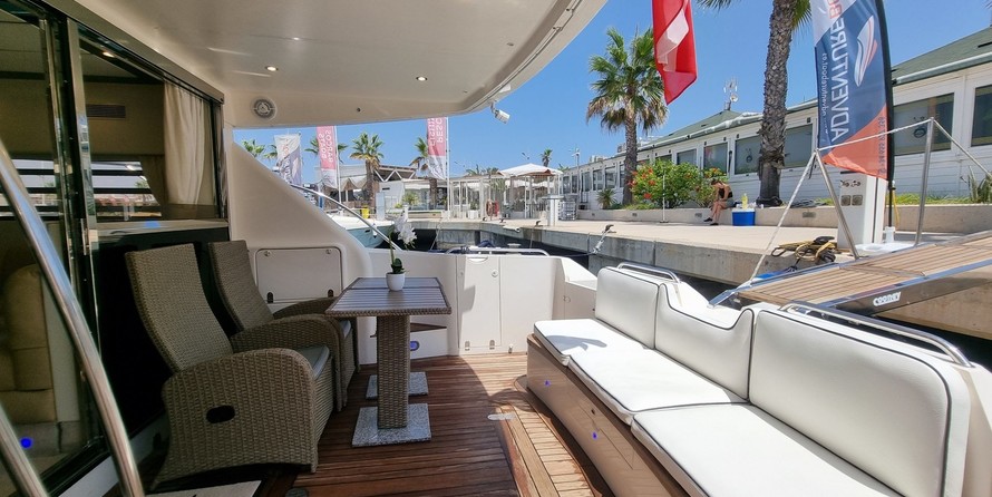 Fairline Squadron 59