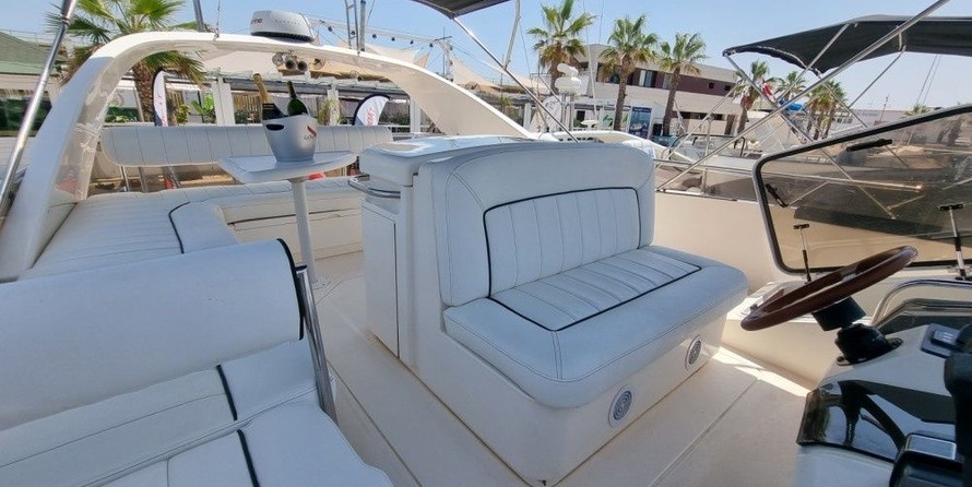 Fairline Squadron 59