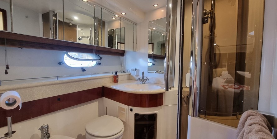 Fairline Squadron 59