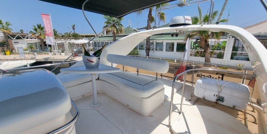 Fairline Squadron 59