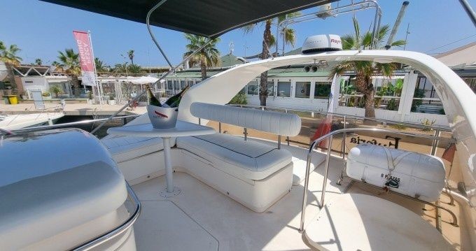 Fairline Squadron 59