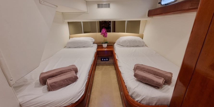 Fairline Squadron 59