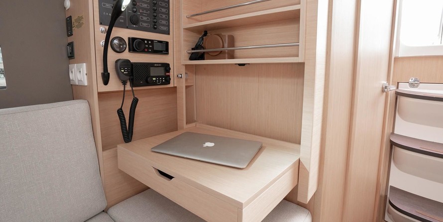 Beneteau Oceanis 30.1