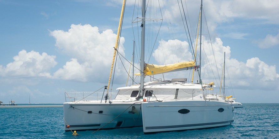 Fountaine Pajot Helia 44
