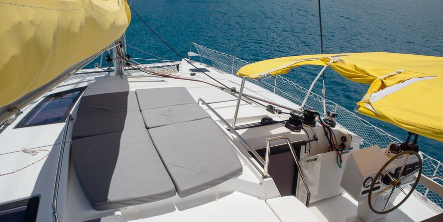 Fountaine Pajot Helia 44