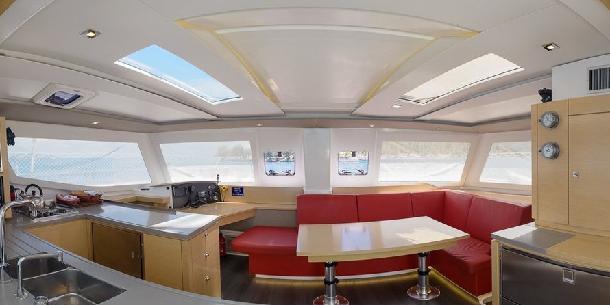 Fountaine Pajot Helia 44