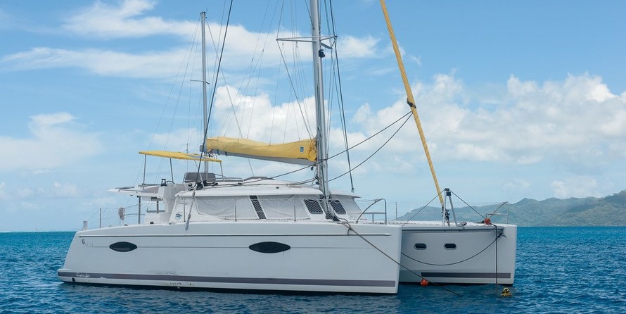 Fountaine Pajot Helia 44