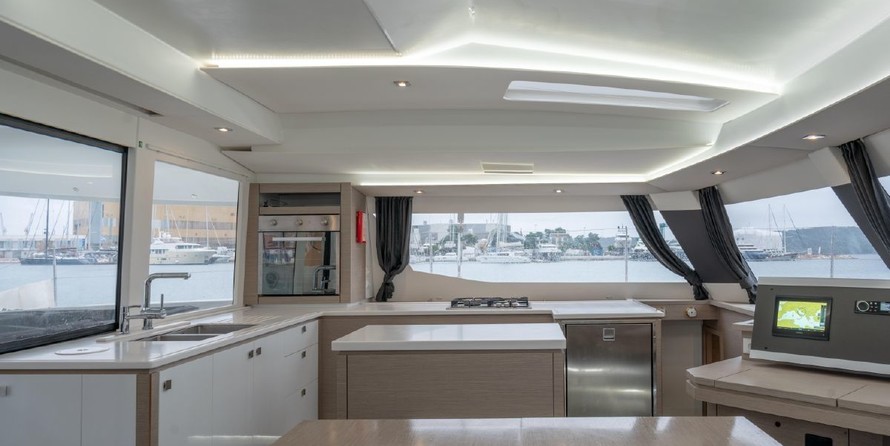 Fountaine Pajot Saba 50