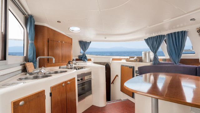 Fountaine Pajot Lavezzi 40
