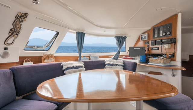 Fountaine Pajot Lavezzi 40