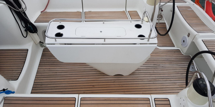 Jeanneau Sun Odyssey 43