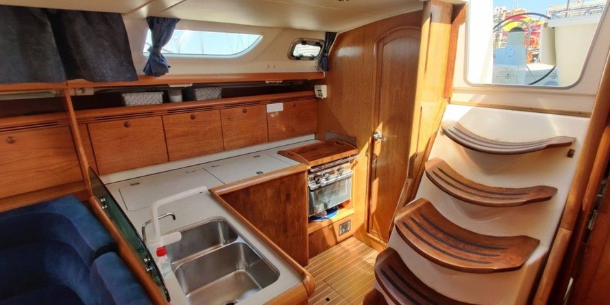 Jeanneau Sun Odyssey 43