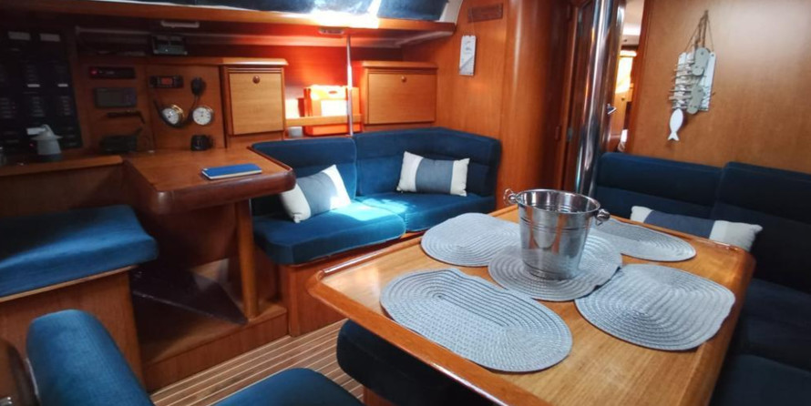 Jeanneau Sun Odyssey 43
