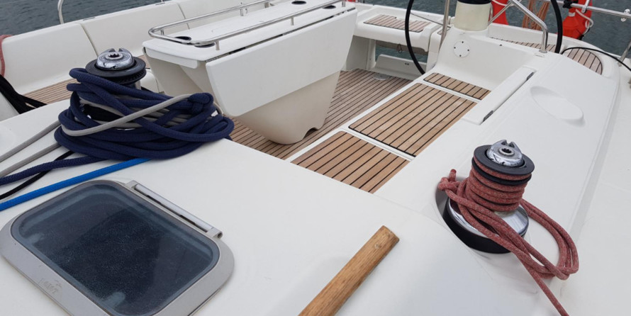Jeanneau Sun Odyssey 43