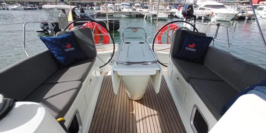 Jeanneau Sun Odyssey 43