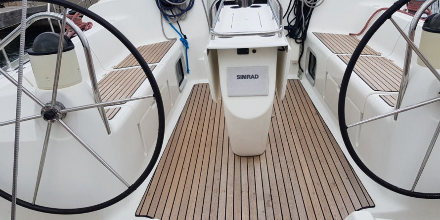 Jeanneau Sun Odyssey 43