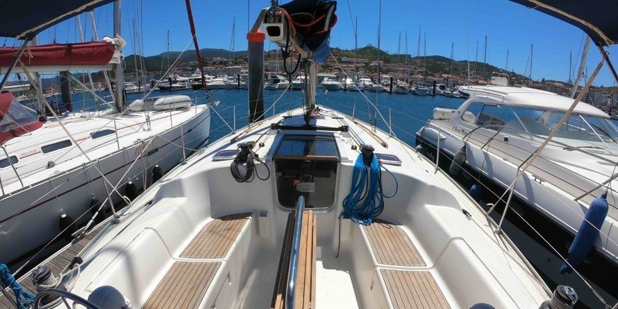 Dufour 385