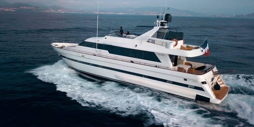 Falcon Yachts 80 fly