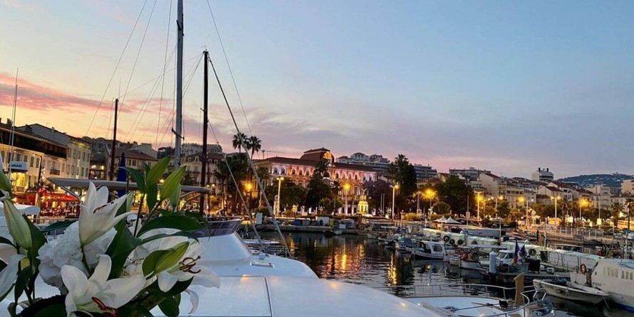 Falcon Yachts 80 fly