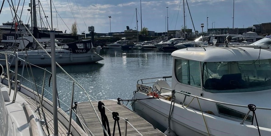Beneteau Oceanis 40