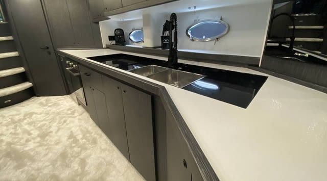 Sunseeker Predator 60