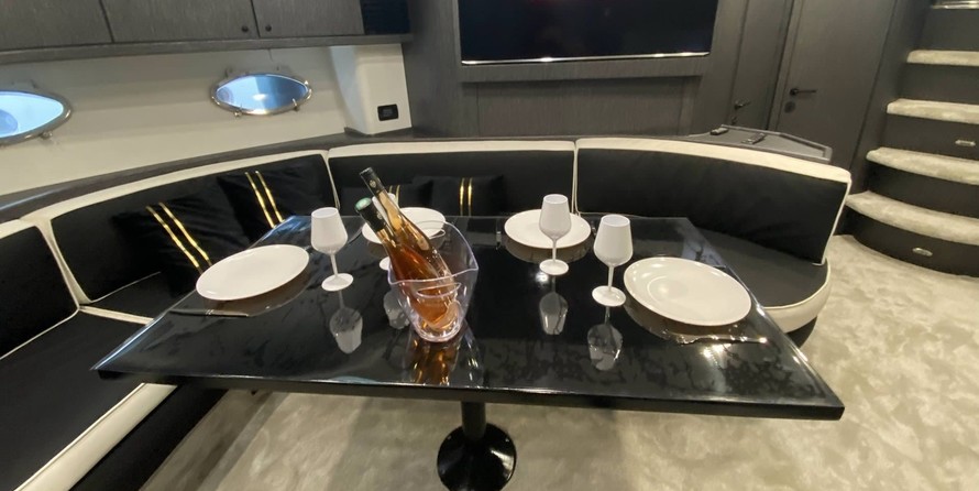 Sunseeker Predator 60