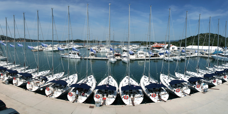 Bavaria Cruiser 41