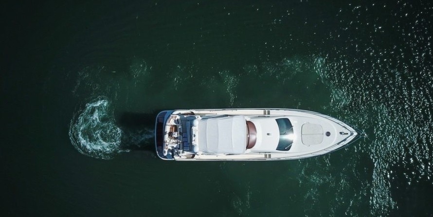 Azimut 68