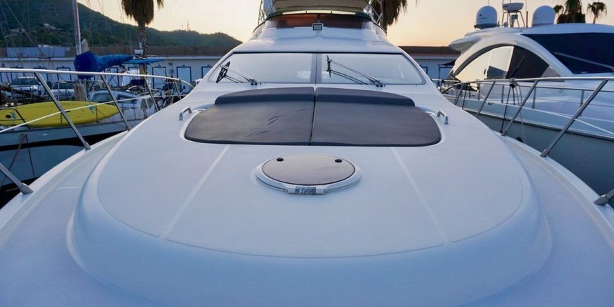 Azimut 68