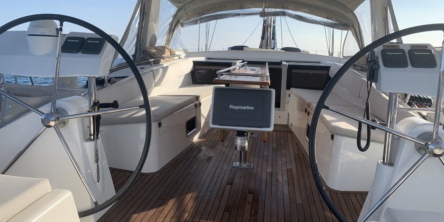 Beneteau Oceanis 58