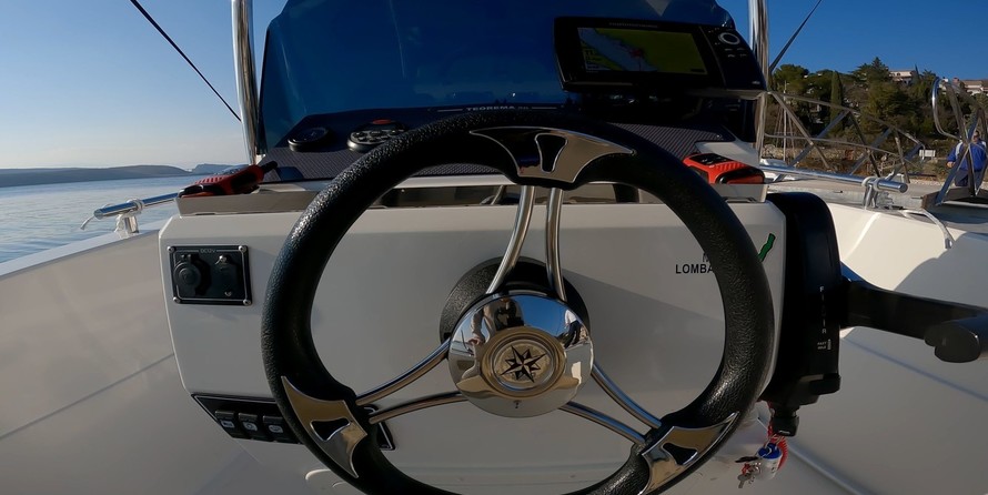 Kolmarine Teorema 20